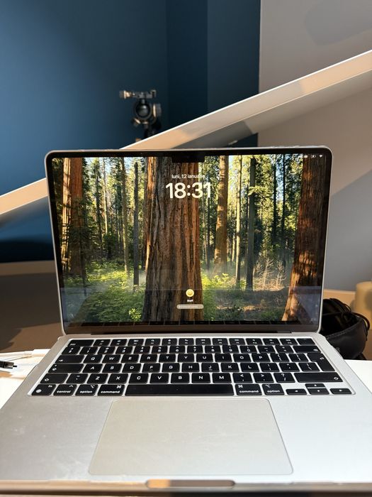 MacBook Air 13” M2 (2022) – 16GB RAM – Factură – Garanție