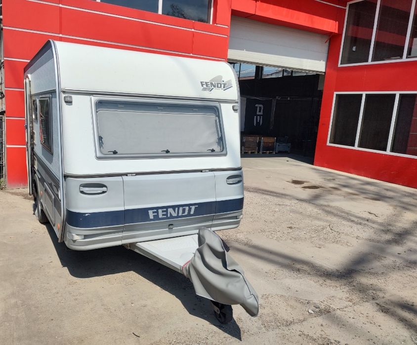 Vand rulota Fendt Saphir 410 an 2002  4 persoane