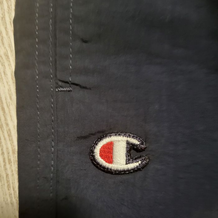 Pantaloni scurți pentru înot Champion, mărime L, noi,cu etichetă