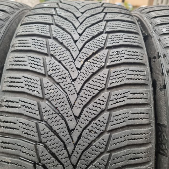 Anvelope iarnă 225/45/R18 95V