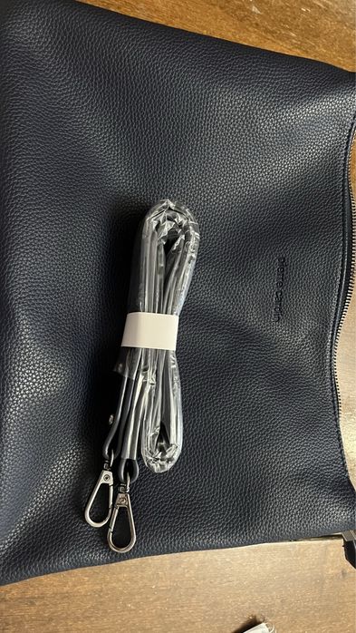 Разпродажба!Дамска чанта PIERRE CARDIN