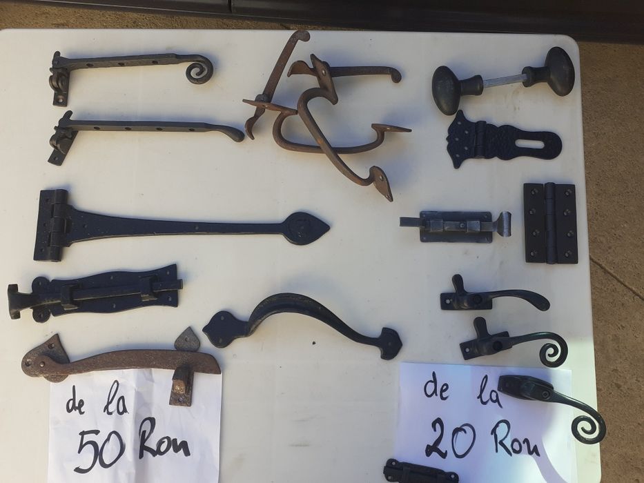 Mânere  ornamentale rustice din fier pentru porți , uși și ferestre