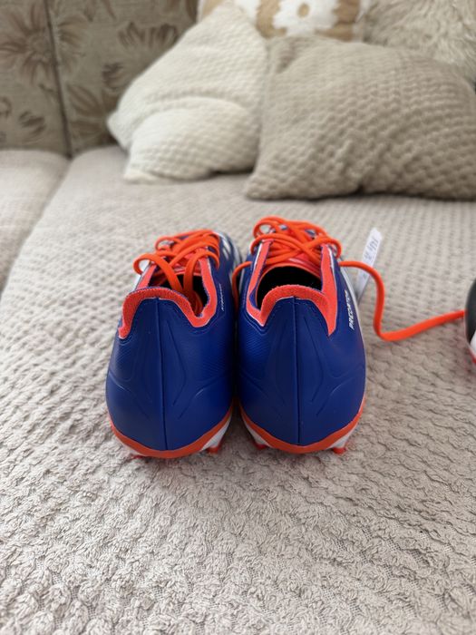 Adidas predator league