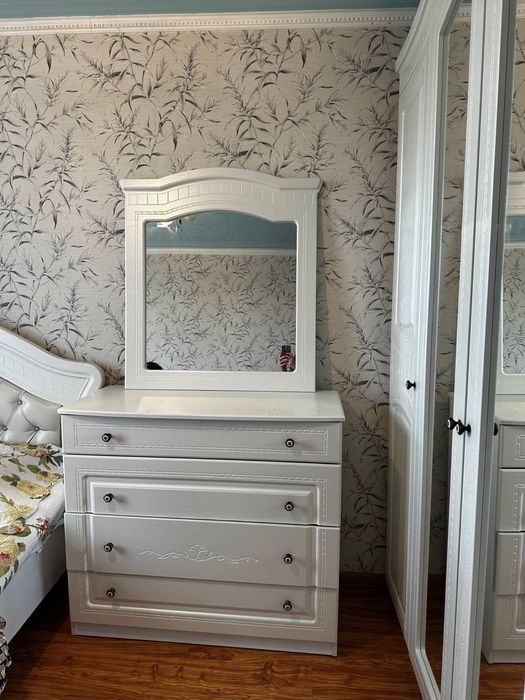 продам спальный гарнитур