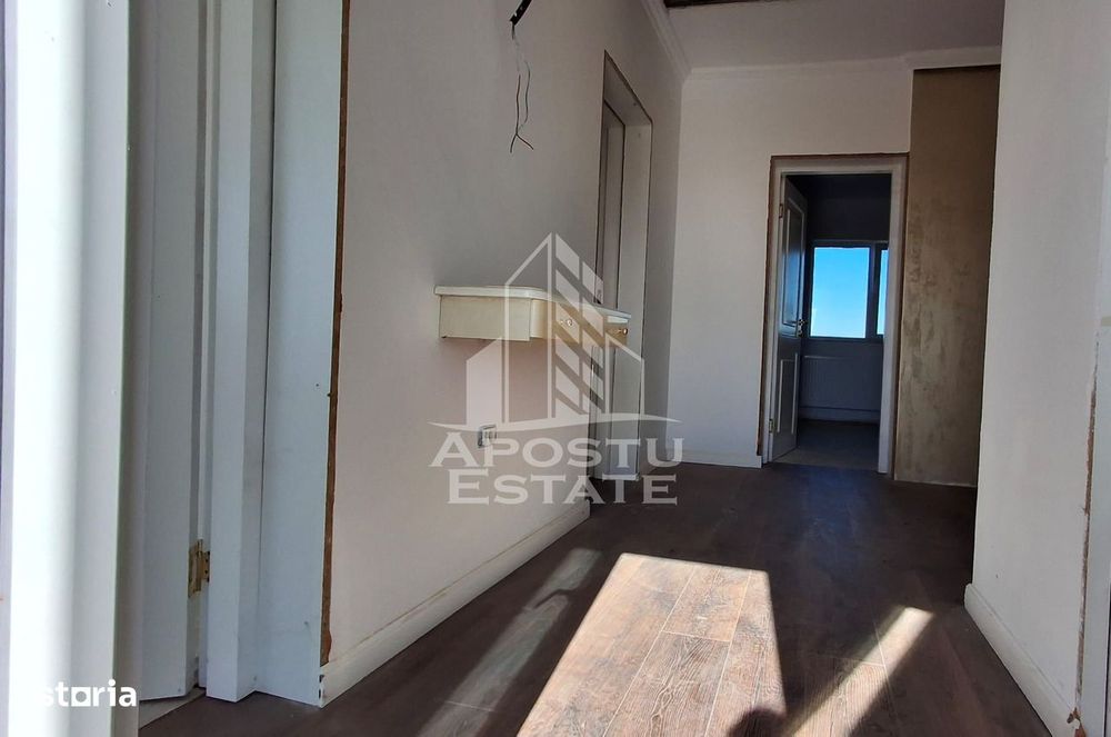 3 Case insiruite In Livada la gri