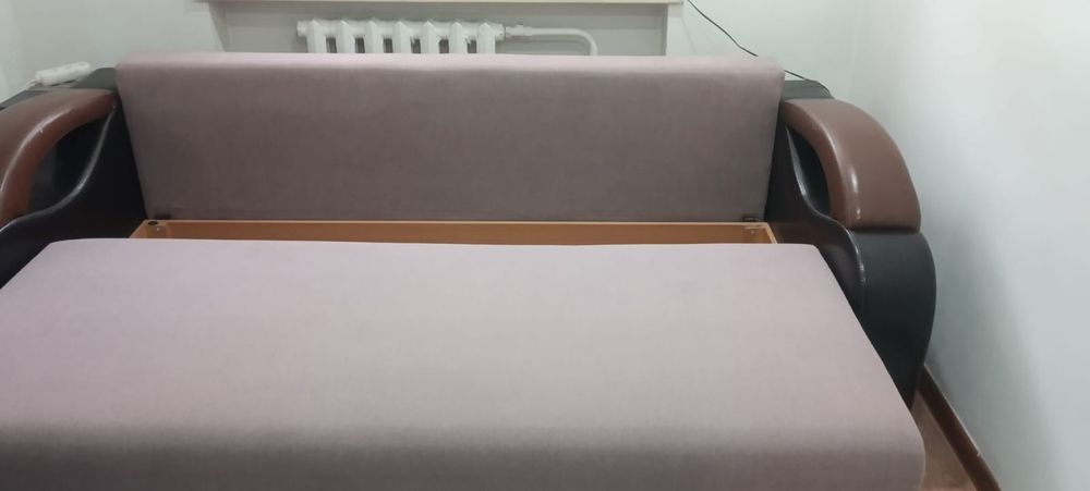 Продам диван ,срочно,срочно