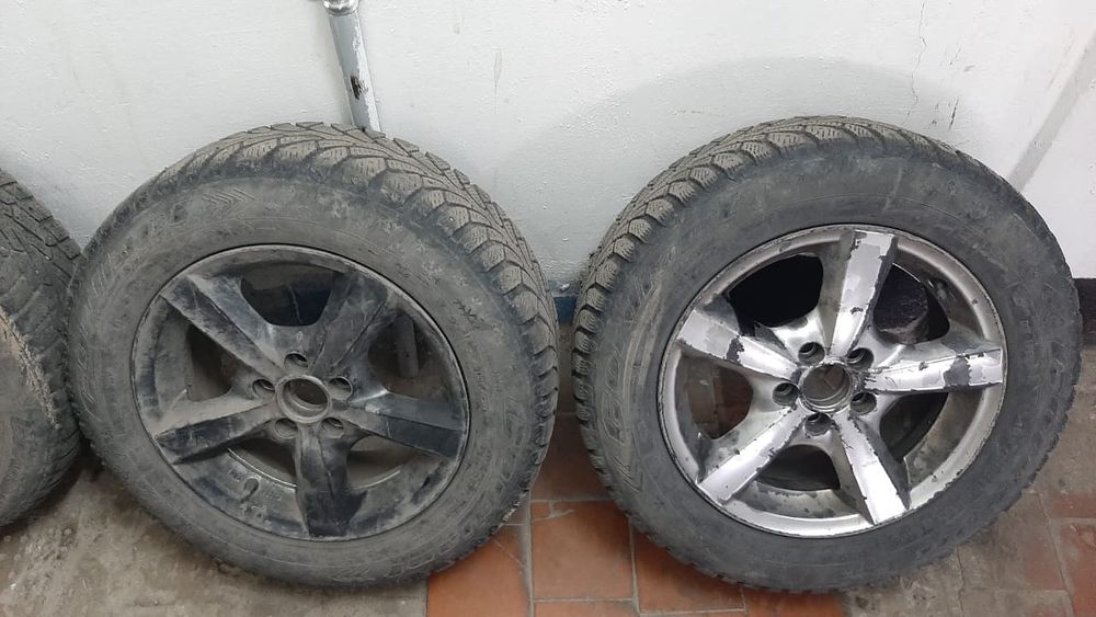 Продам диски на тайота