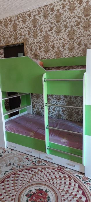 2 etajlik detski divan