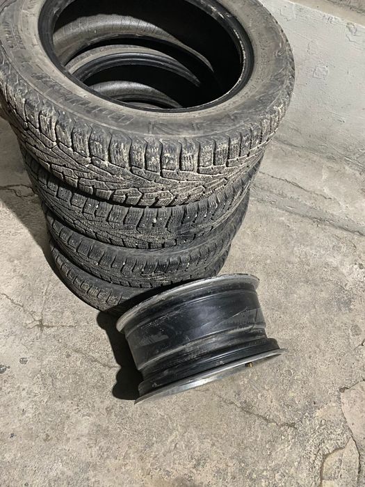 Шипованные 4 балона с дисками