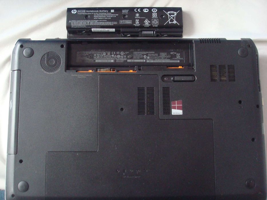 Display 17.3" HD+ Led rezolutie 1600 x 900, HP ENVY DV7 Intel