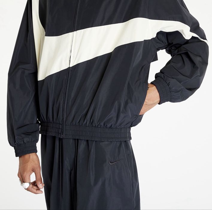 Nike Swoosh Woven Jacket ветровка