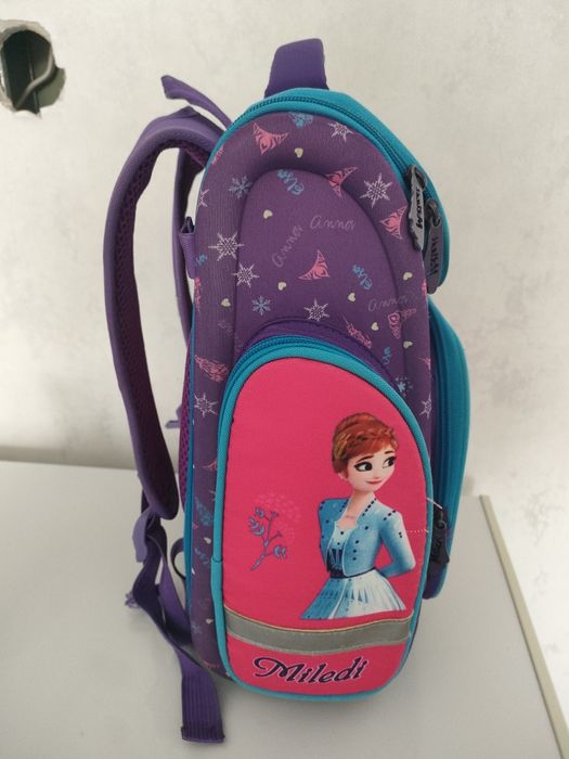 Продам рюкзак школьный