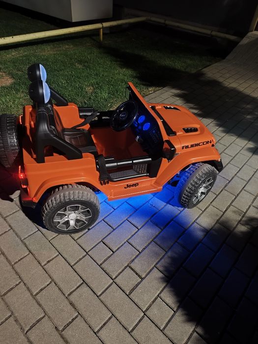 Mașinuță electrică Jeep Rubicon