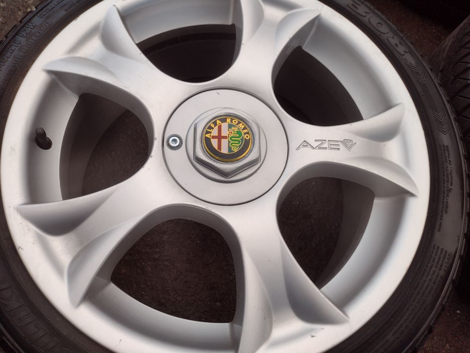 Перфектни AZEV 18-5x98 ET30 8j Alfa Romeo 147 Q2