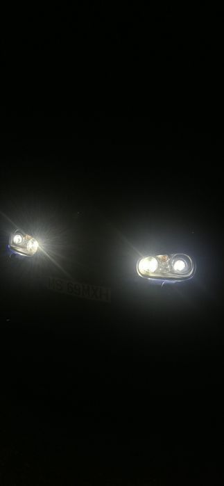 Vând faruri cu lupă golf 4