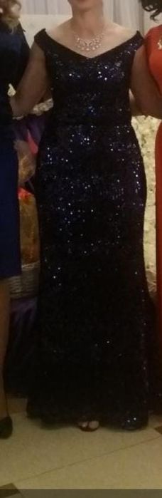 Вечерние платья