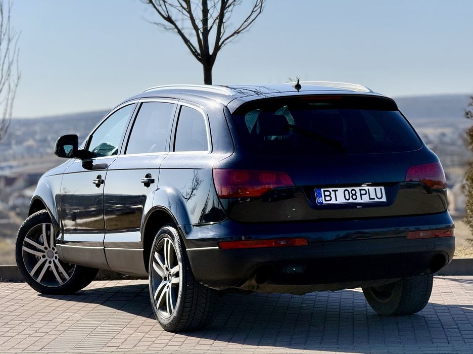 ••Audi q7 / 3.0 Quattro 240 cp / 7 locuri - 2009 ••