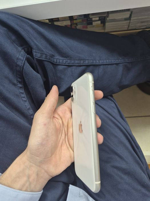 Iphone 11 ideal .