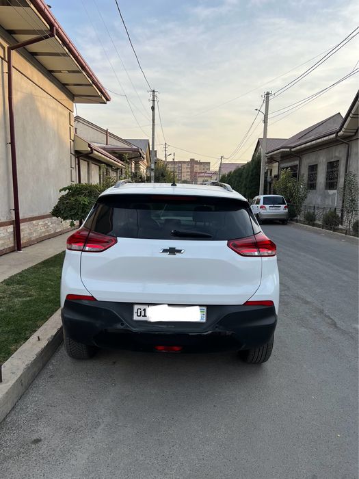 Chevrolet Tracker sotiladi