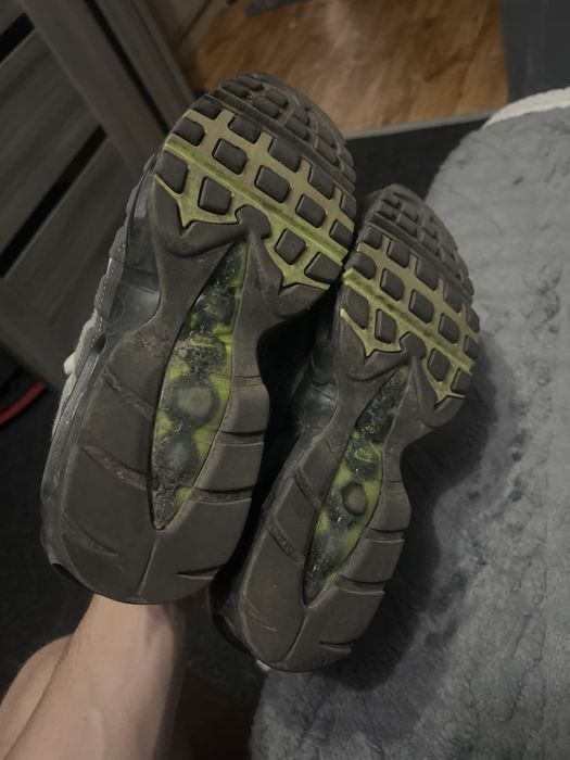 Продаю Air Max 95