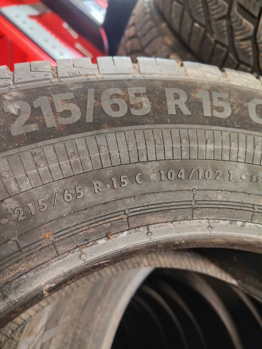 4бр.летни гуми 215/65/15C Continental