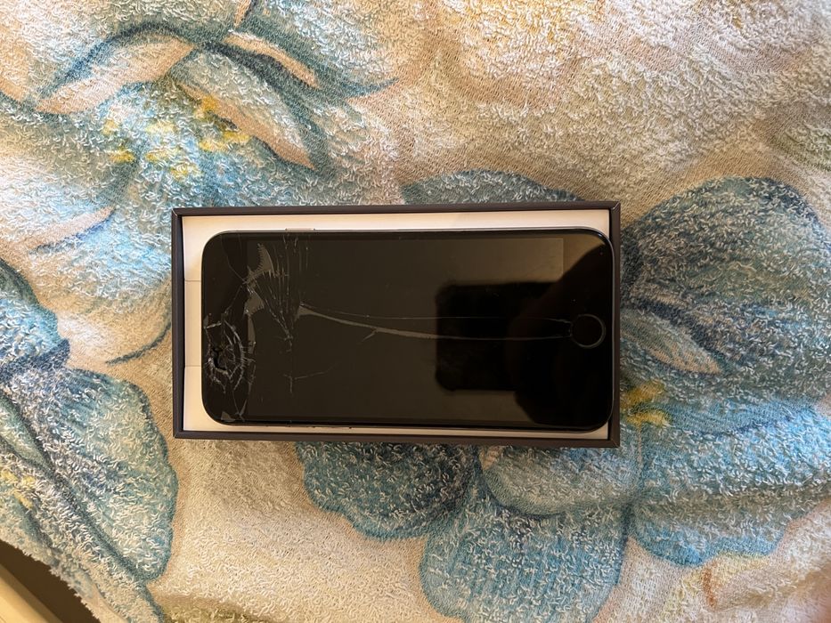 Iphone 6 на запчасти, с разбитым экраном