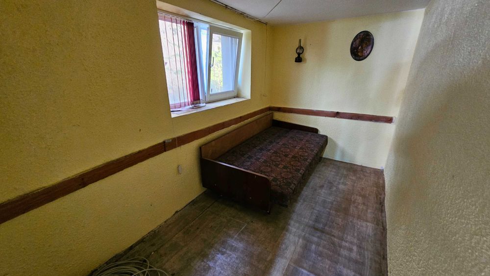 228-Продава се партерен магазин в кв. Варош!