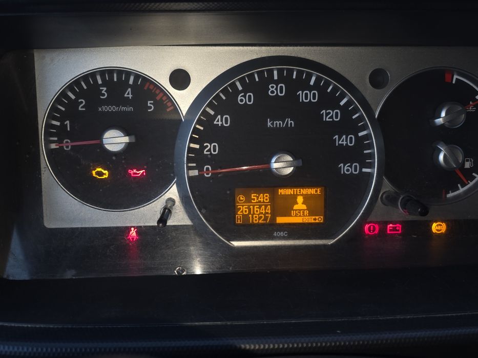 Autoutilitara Renault Maxity