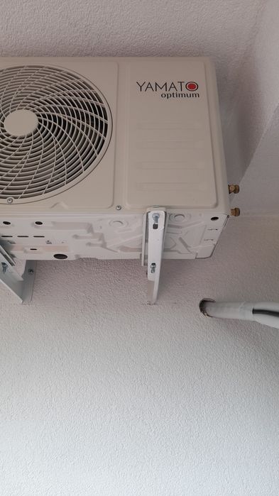 Instalam aer condiționat