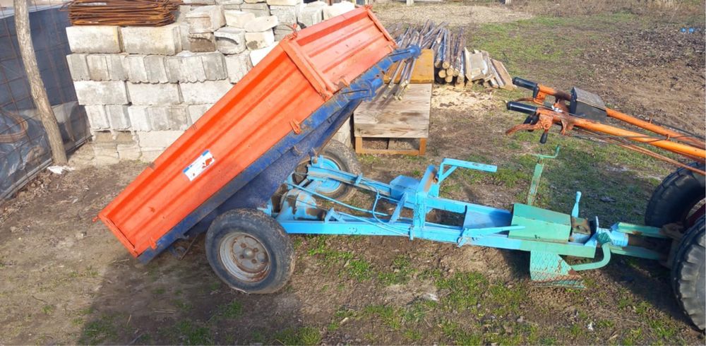 Vând remorcă, in stare foarte buna