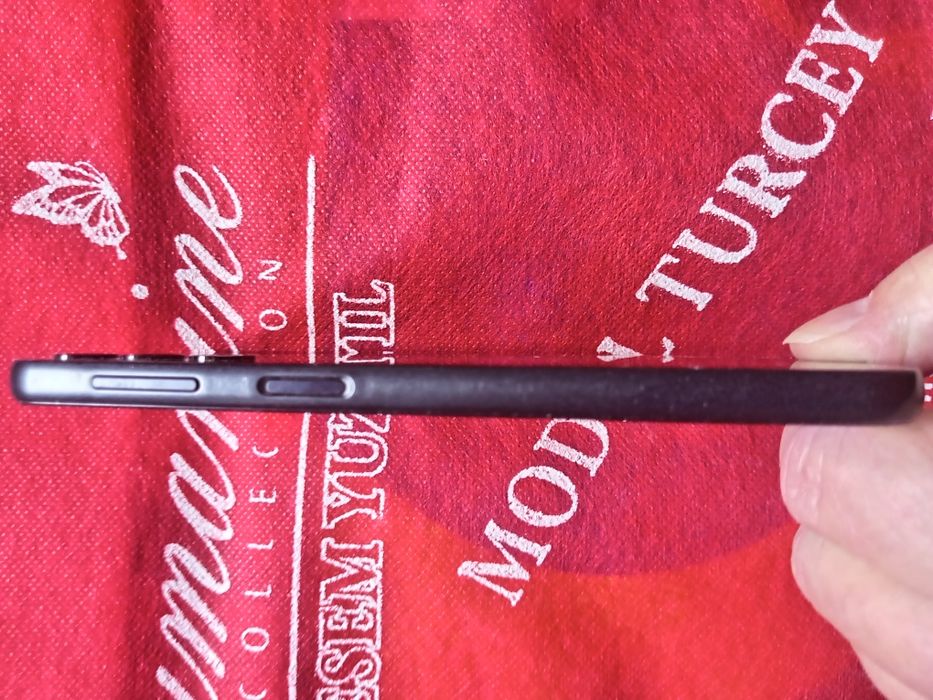 Продаеться Samsung Galaxy A24