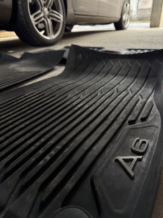 Covorașe cauciuc ORIGINALE Audi a6 c7/c8
