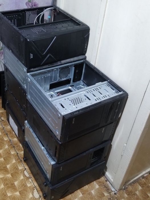 Продам корпуса для компьютера