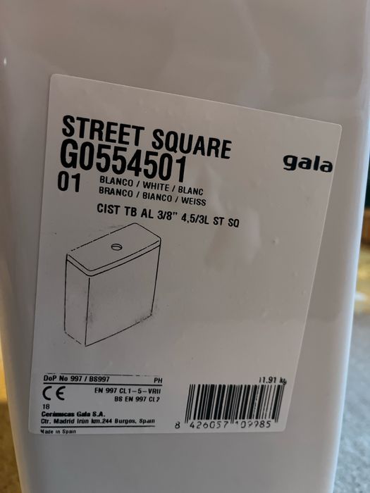 Vas wc Gala Street Square G0554501 alb nou, fara accesorii.