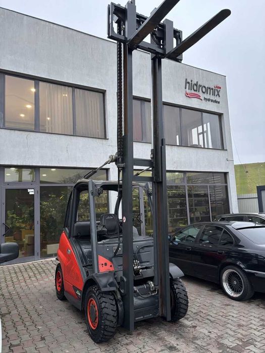 Stivuitor - Motostivuitor Linde H40D Anul fabricatiei 2012 Diesel