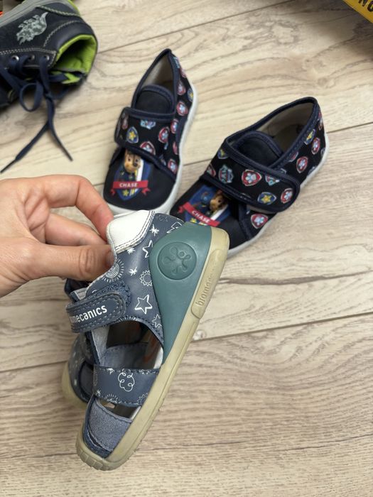 Сандали Biomechanics 22 +подарък пантофки