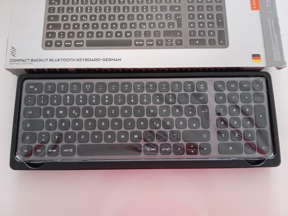 Satechi Compact Backlit Bluetooth Keyboard for Mac - DE - Space Grey