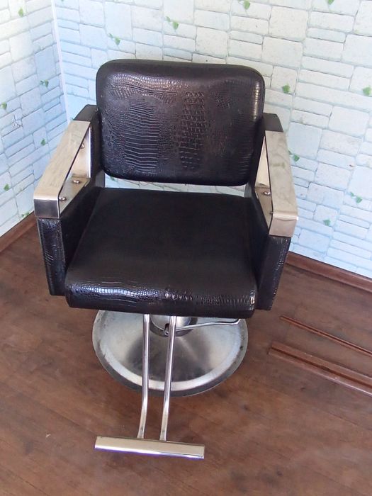 Продам кресло, мойку, велосипед и мотоцикл детский