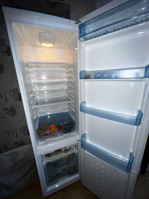 Продается холодильник беко
