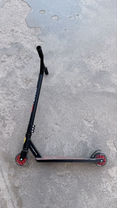 Детски тротинетки Ferrari