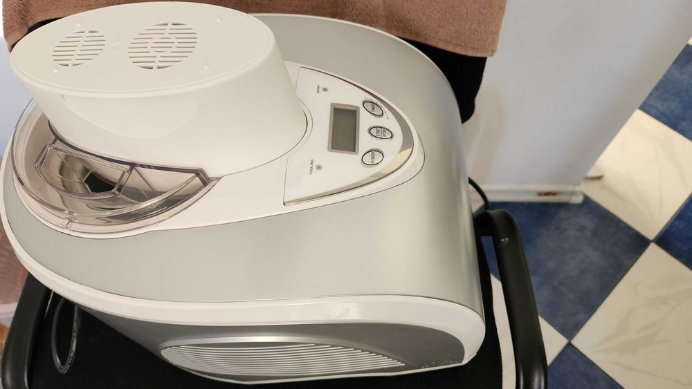 Masina inghetata Koenig HF180