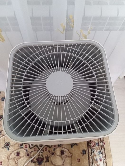 Продам очиститель воздуха