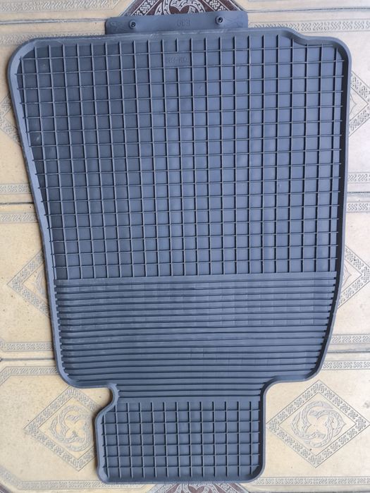 Полики BMW-5 E39. Новые.