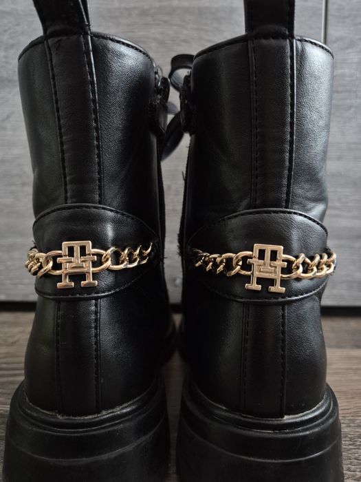 Ghete Tommy Hilfiger
