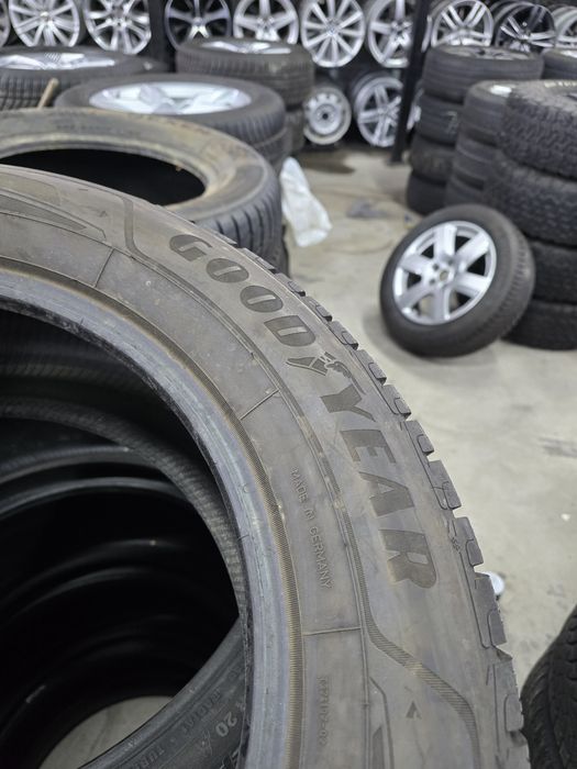 1 Брой Гума 215/65/17 Goodyear 6,5mm