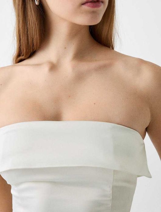 Дамски топ Bershka, размер М, чисто нов