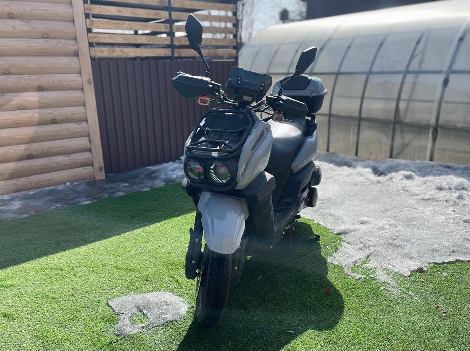 Продам мопед танк