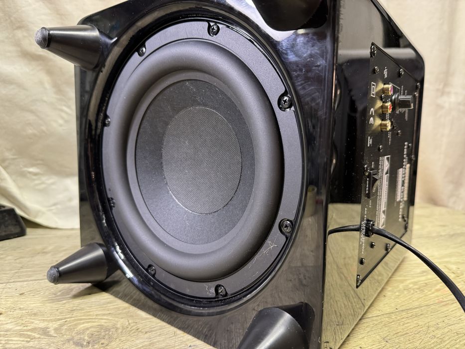 HKTS-210 Активен Subwoofer Harman Kardon