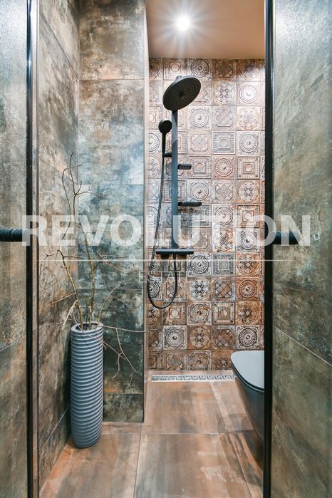 Дава се под наем Двустаен апартамент в София, Център - 65 кв.м за 950 € - Снимка #12