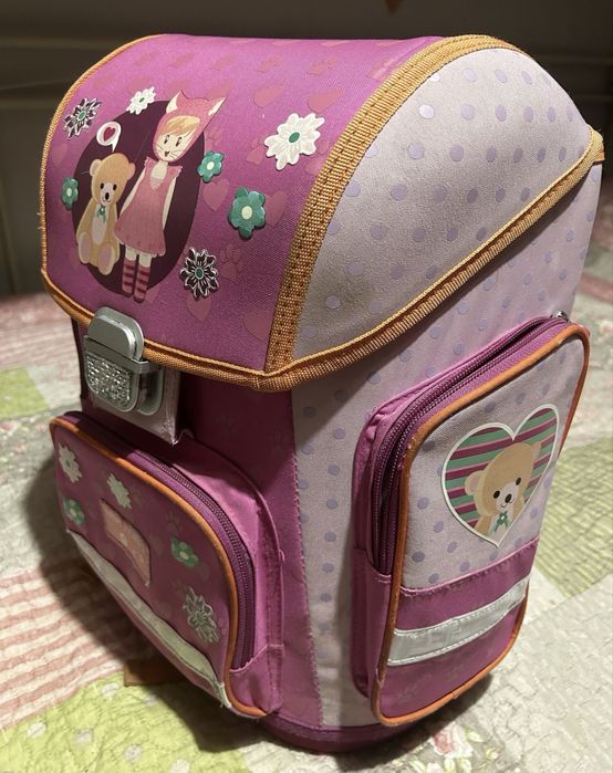 Раница за първокласник с анатомичен гръб и много отделения Gabol